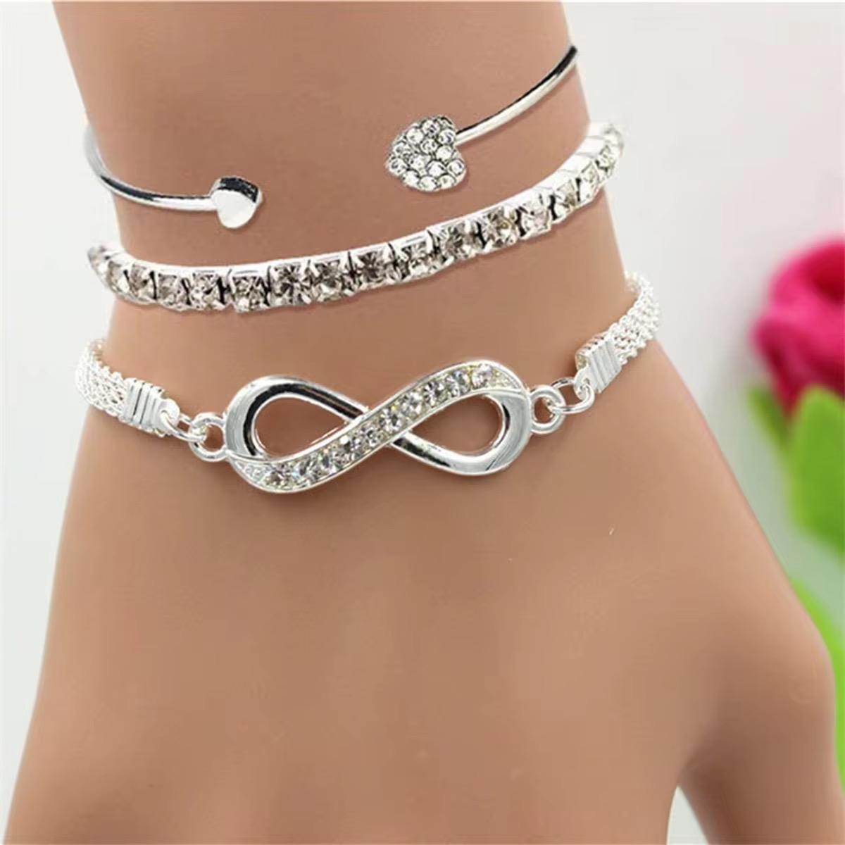 Juego de pulseras de 3 piezas modelo INFINITO